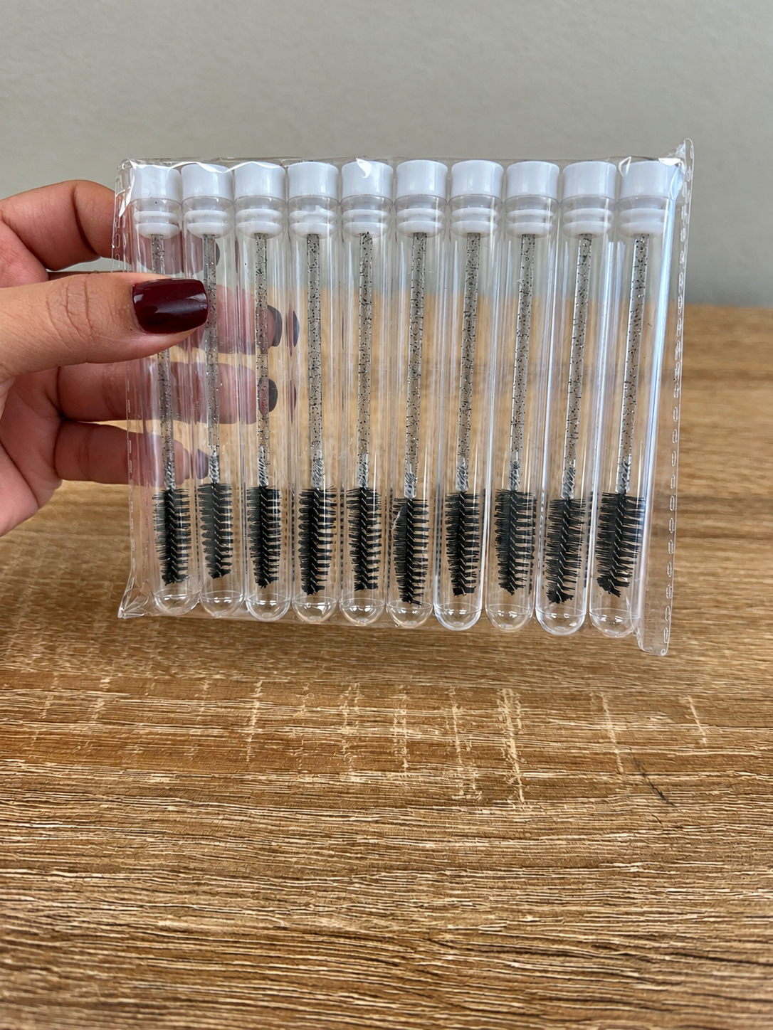Lash Wands with Protective Case | 10 Pack