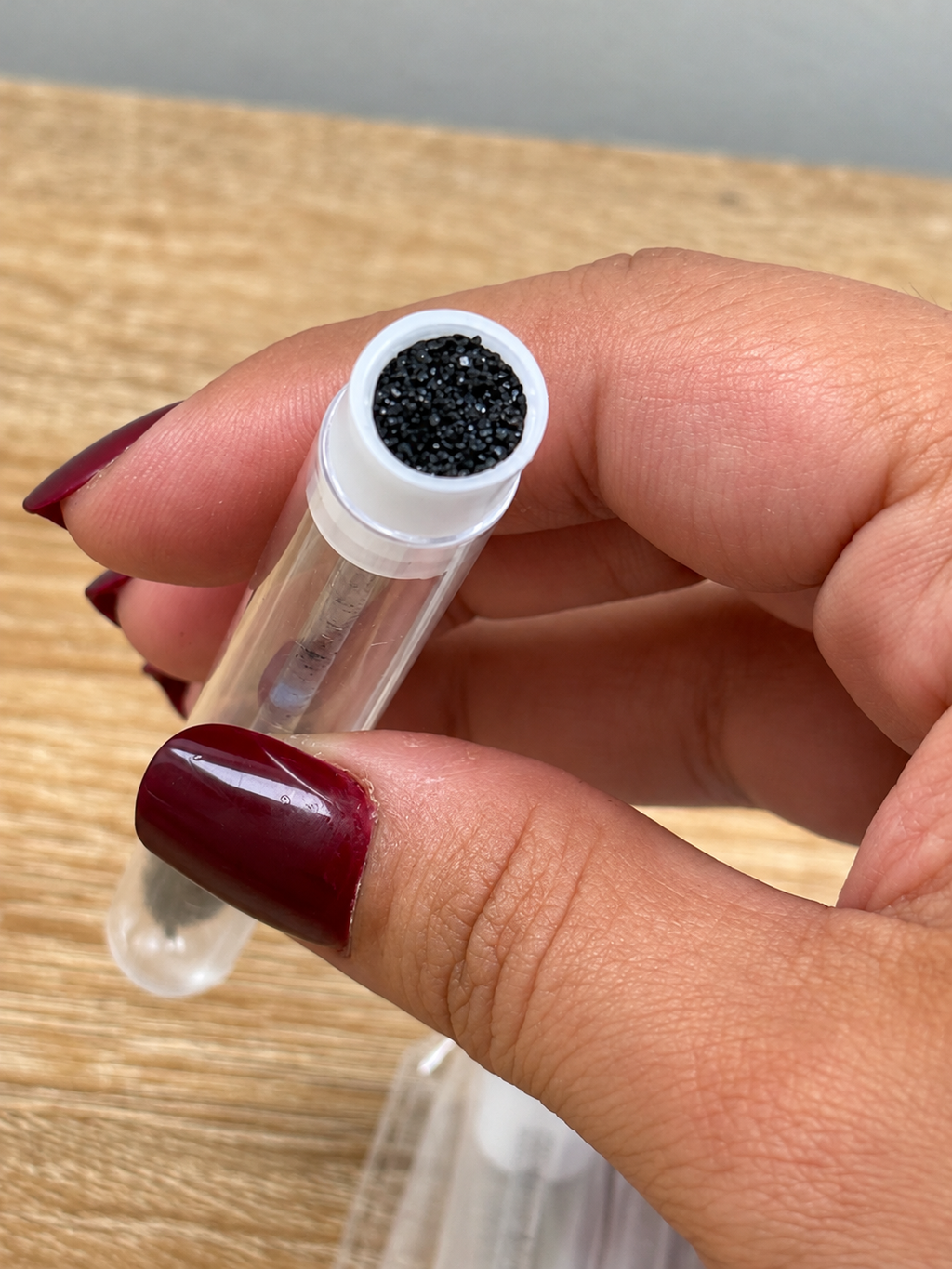Lash Wands with Protective Case | 10 Pack